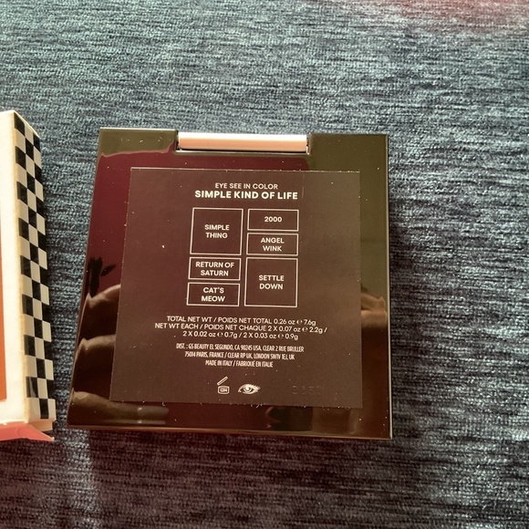 GXVE by Gwen Stefani Eyeshadow Palette - Picture 3 of 4